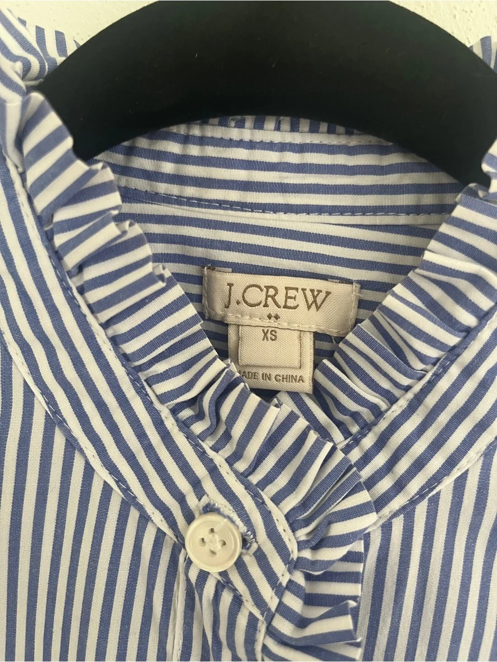 J. Crew women rufflecneck button up blue and white striped cotton. Size XS - Picture 3 of 6